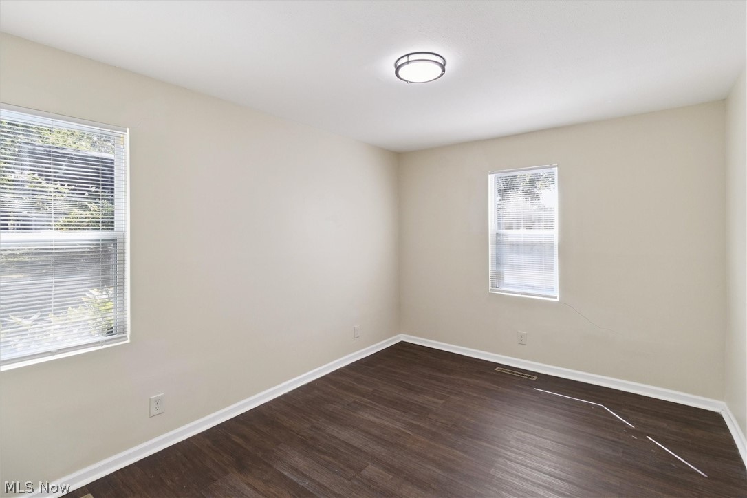 443 Fairway Boulevard Wickliffe OH 44095