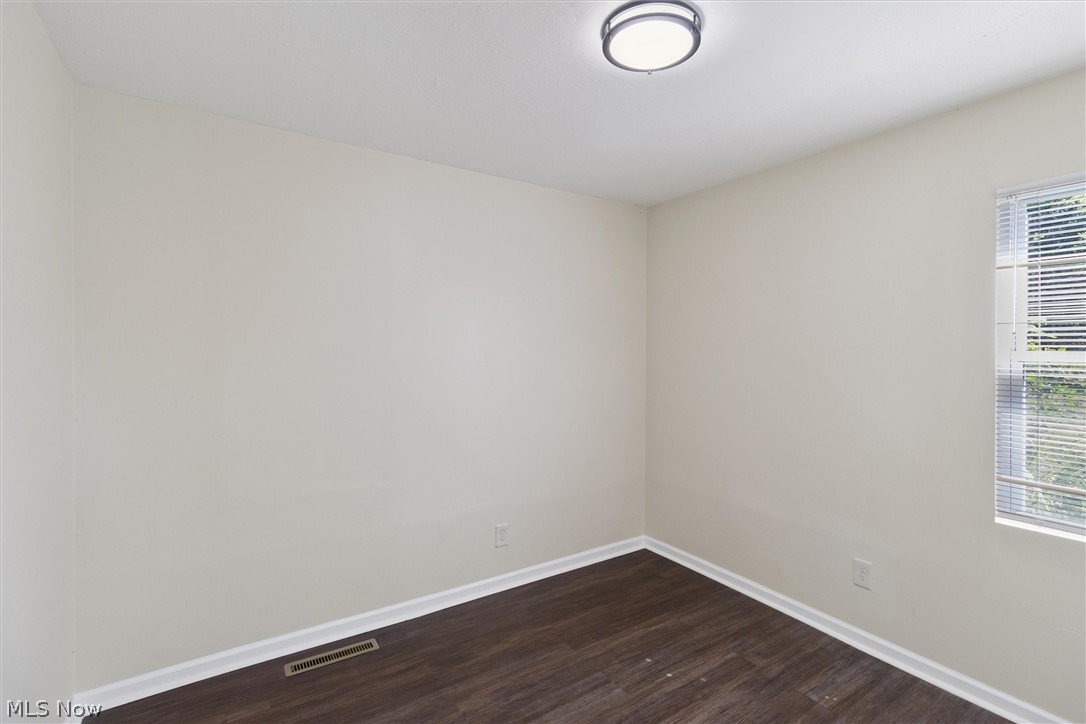 443 Fairway Boulevard Wickliffe OH 44095