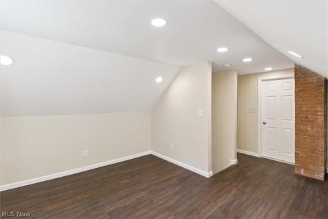 443 Fairway Boulevard Wickliffe OH 44095
