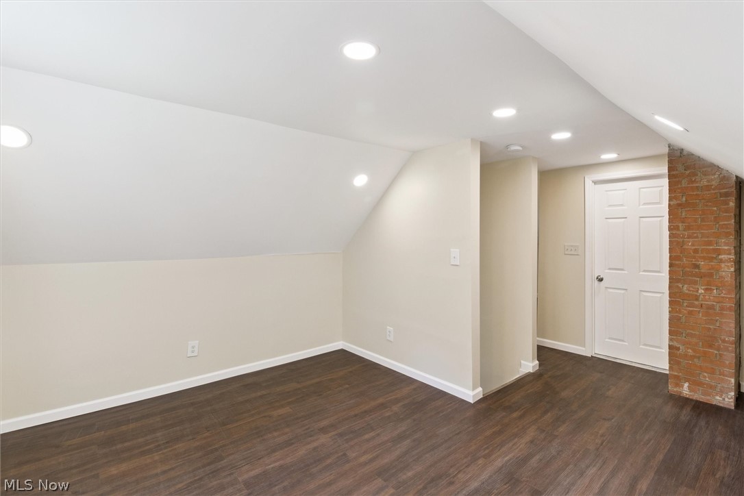 443 Fairway Boulevard Wickliffe OH 44095