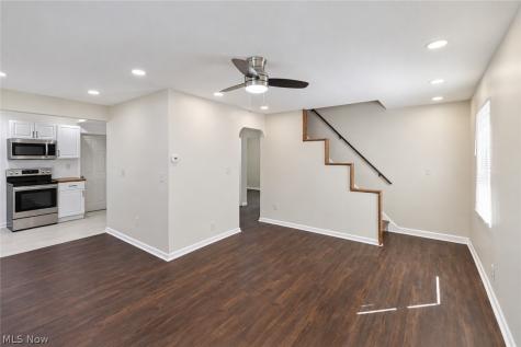 443 Fairway Boulevard Wickliffe OH 44095
