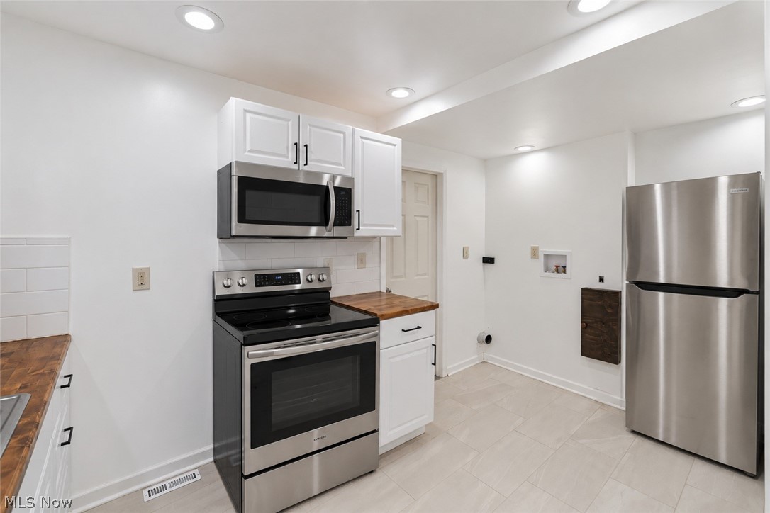 443 Fairway Boulevard Wickliffe OH 44095