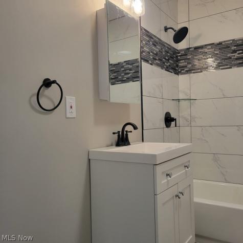 2663 W 28th Place Cleveland OH 44113