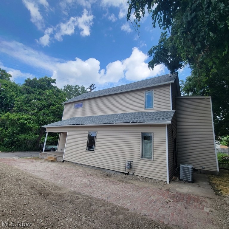 2663 W 28th Place Cleveland OH 44113