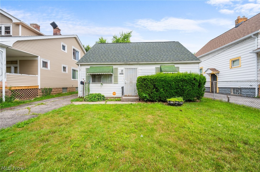 3808 E 142nd Street Cleveland OH 44128