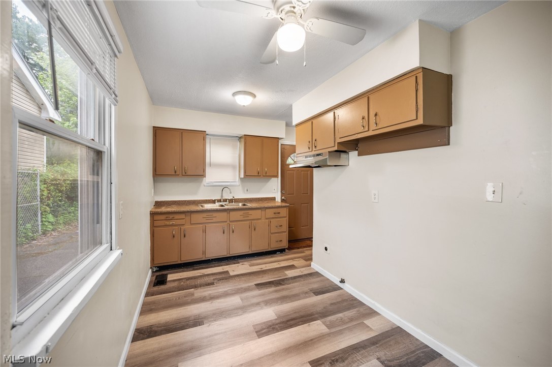 3808 E 142nd Street Cleveland OH 44128