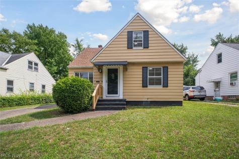 5359 West Boulevard Maple Heights OH 44137