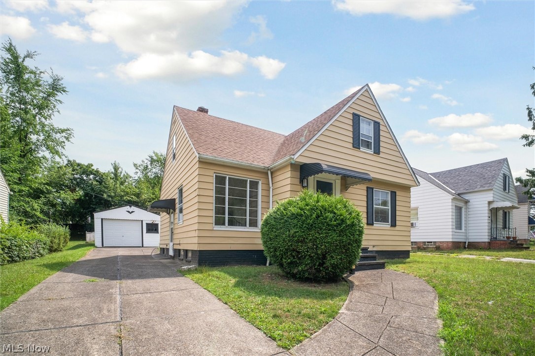 5359 West Boulevard Maple Heights OH 44137