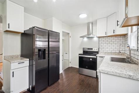 5359 West Boulevard Maple Heights OH 44137