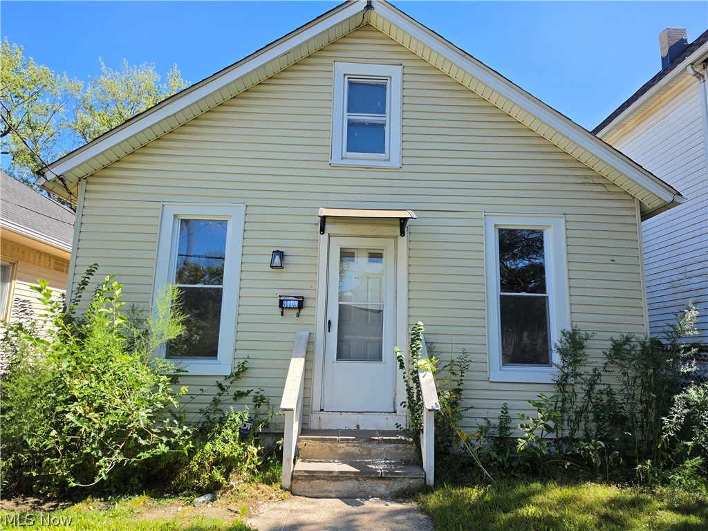 3709 E 69th Street Cleveland OH 44105