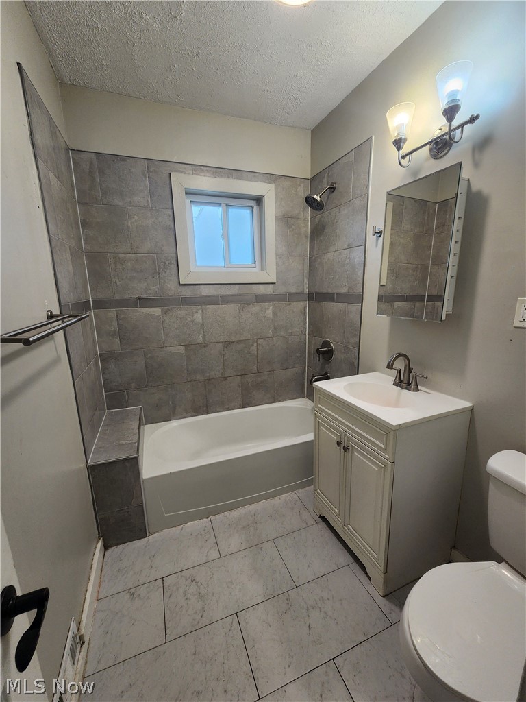 3709 E 69th Street Cleveland OH 44105