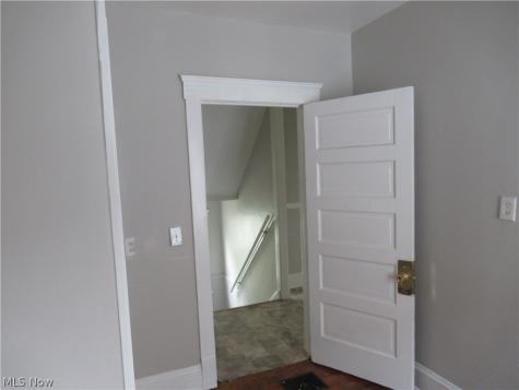 2080 Halstead Avenue Lakewood OH 44107