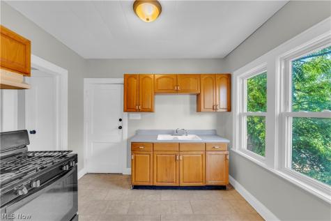 4808 E 84th Street Garfield Heights OH 44125