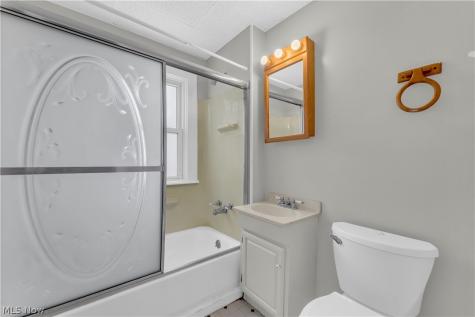 4808 E 84th Street Garfield Heights OH 44125