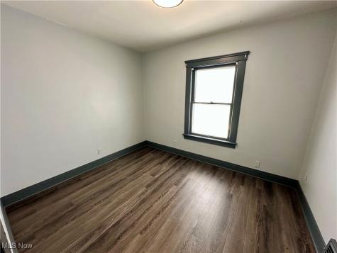 1129 W Erie Avenue Lorain OH 44052