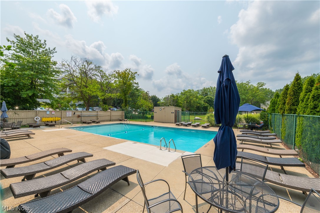 1544 Cedarwood Lane Westlake OH 44145