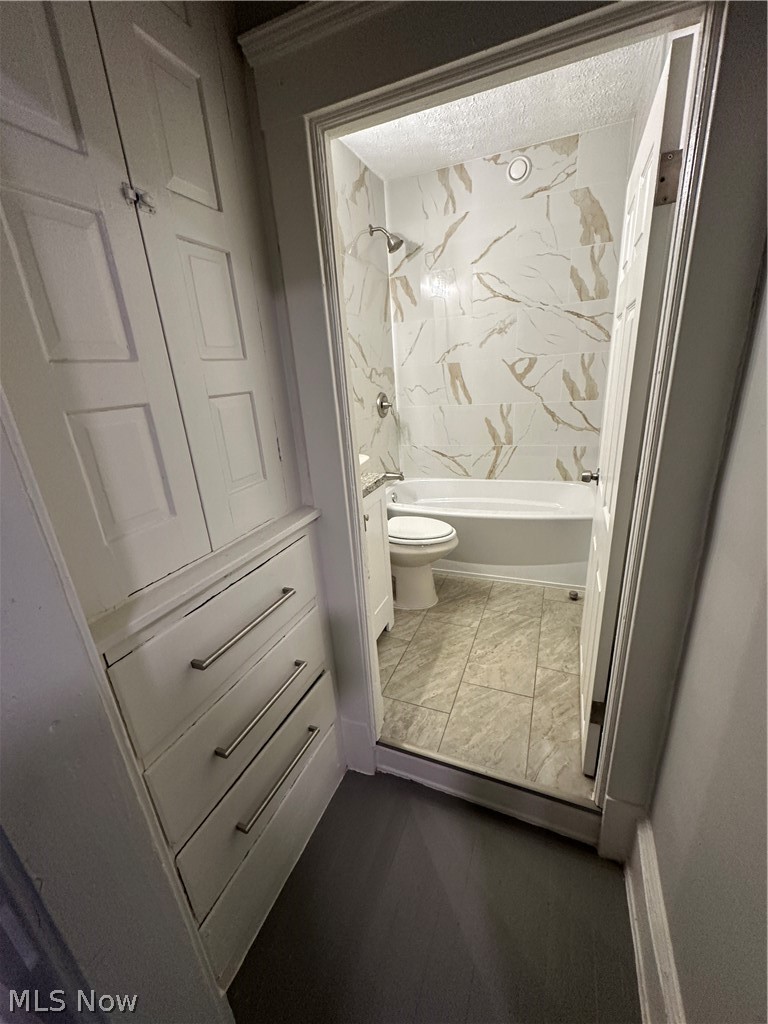3074 W 25th Street Cleveland OH 44113