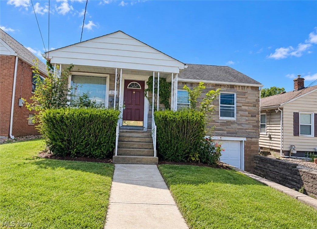 2020 Girard Avenue Steubenville OH 43952