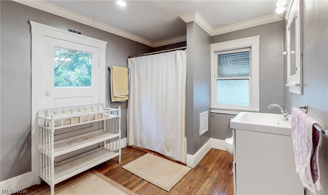2863 W 11th Street Cleveland OH 44113