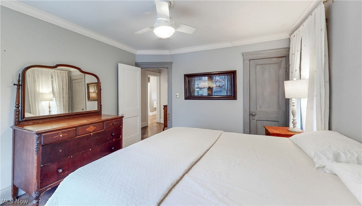2863 W 11th Street Cleveland OH 44113