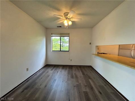 623 Lovers Lane Steubenville OH 43953
