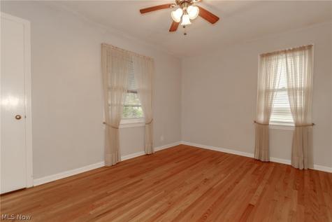 1752 Brainard Road Lyndhurst OH 44124