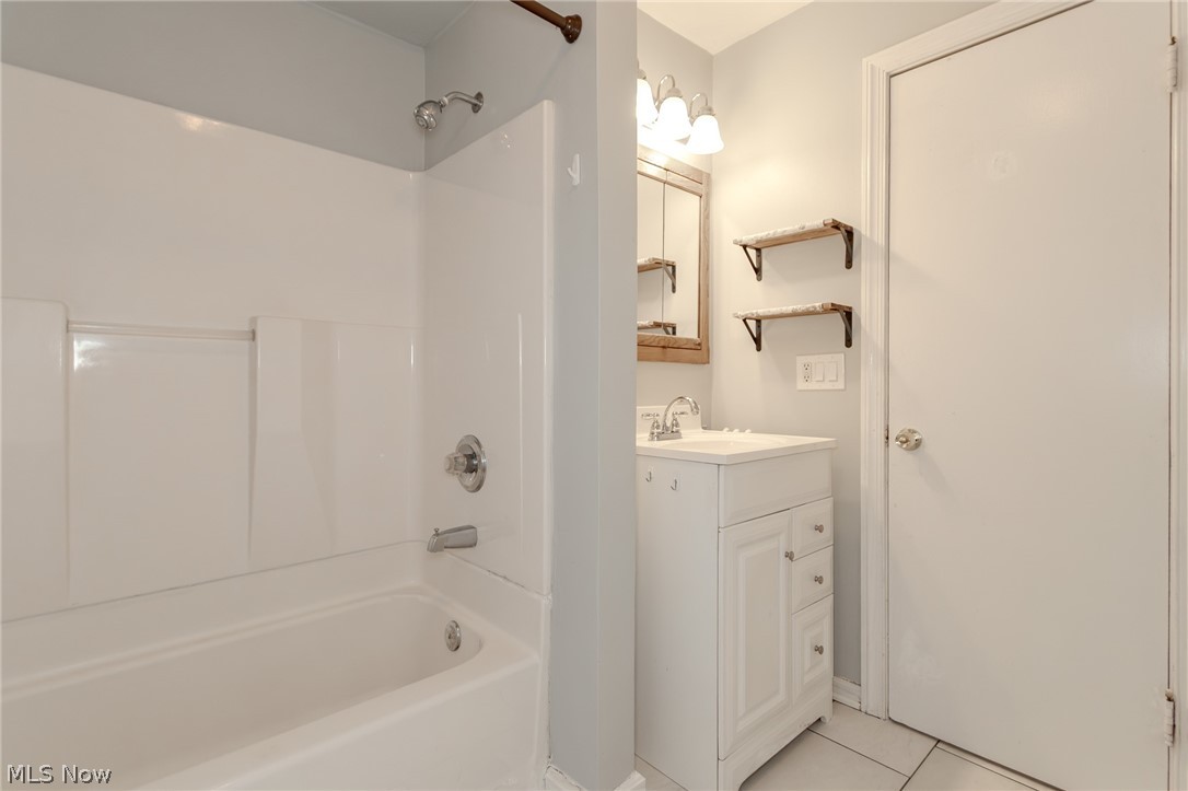 1752 Brainard Road Lyndhurst OH 44124
