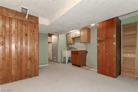 1752 Brainard Road Lyndhurst OH 44124