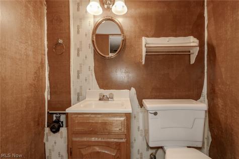 1752 Brainard Road Lyndhurst OH 44124