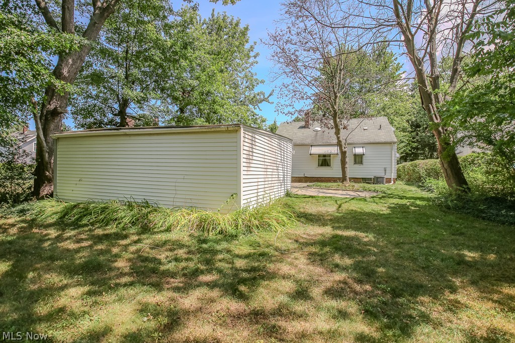1752 Brainard Road Lyndhurst OH 44124