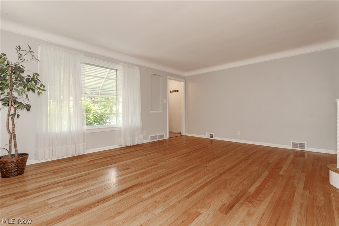 1752 Brainard Road Lyndhurst OH 44124
