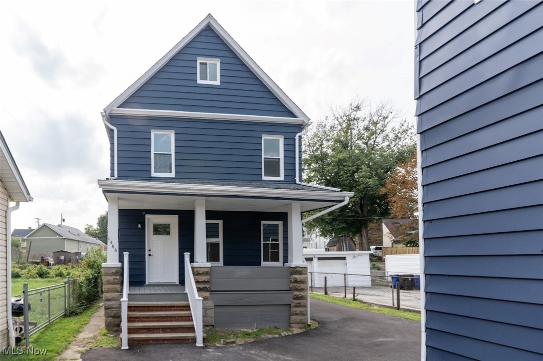 1464 E 123 Street Cleveland OH 44106