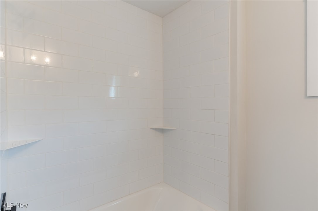 1464 E 123 Street Cleveland OH 44106