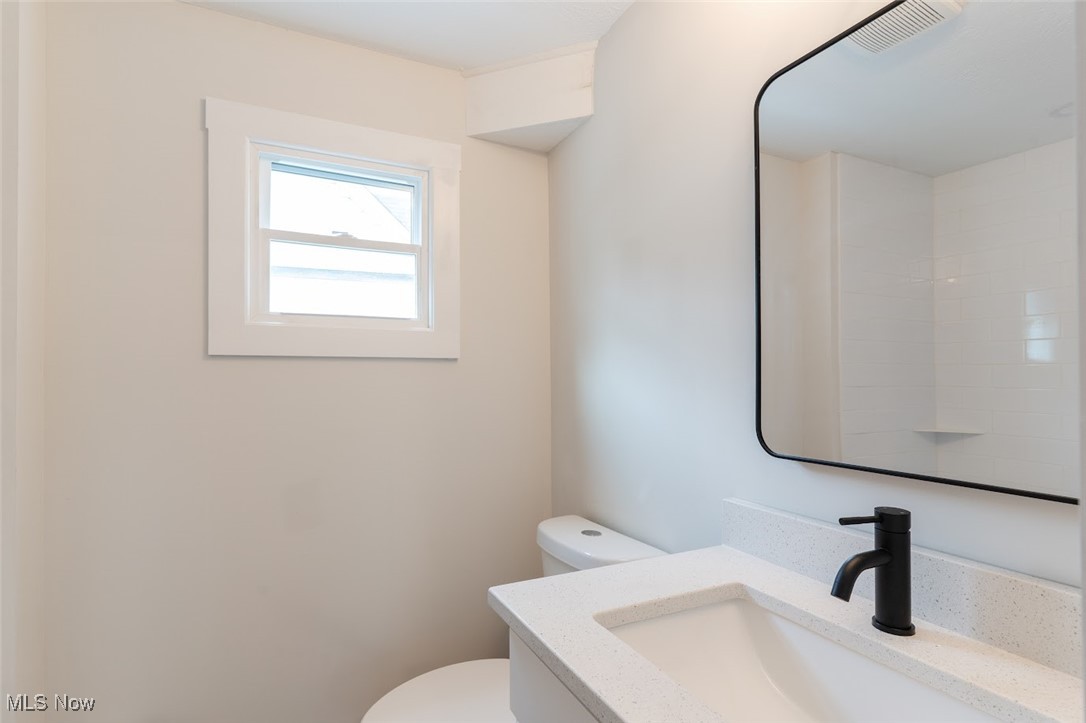 1464 E 123 Street Cleveland OH 44106