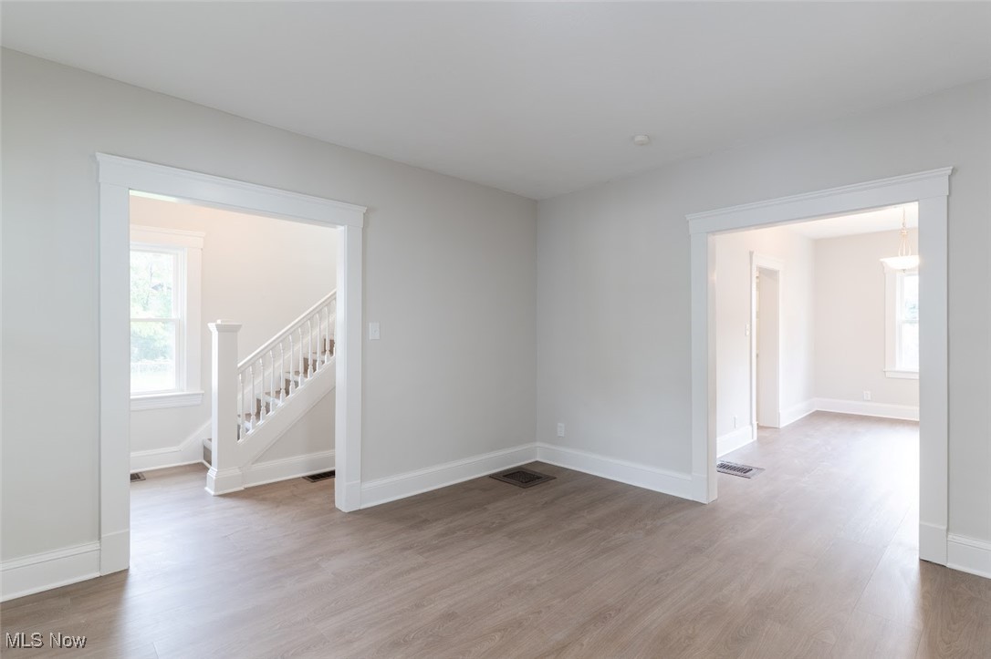 1464 E 123 Street Cleveland OH 44106