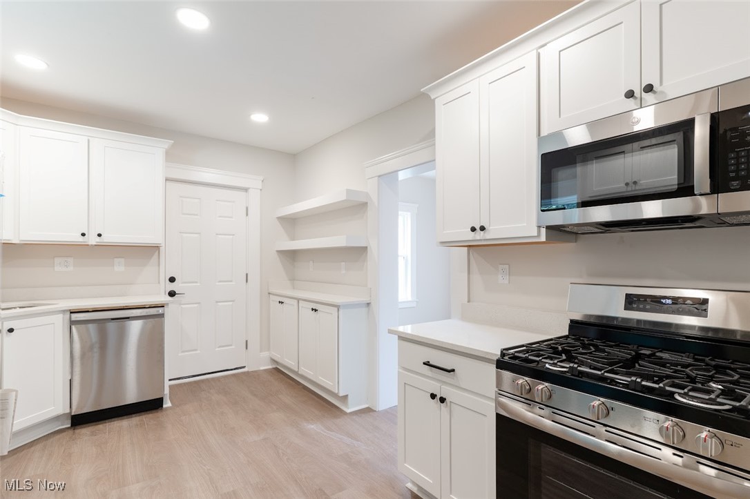 1464 E 123 Street Cleveland OH 44106