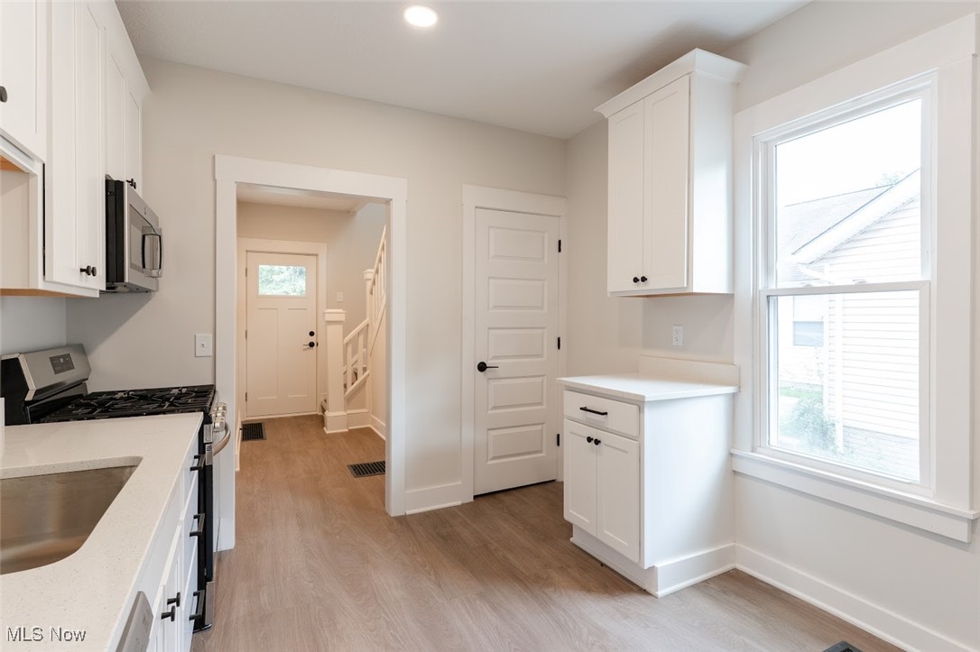 1464 E 123 Street Cleveland OH 44106