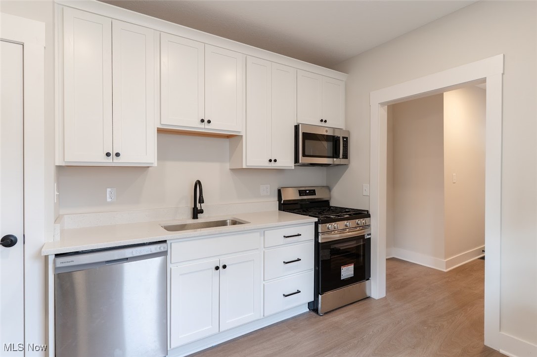 1464 E 123 Street Cleveland OH 44106