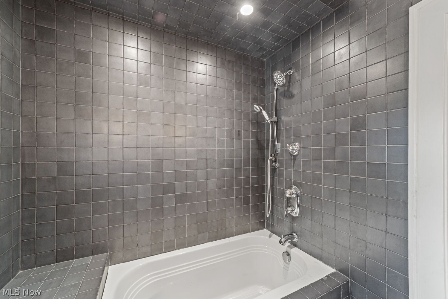 2880 Washington Boulevard Cleveland Heights OH 44118