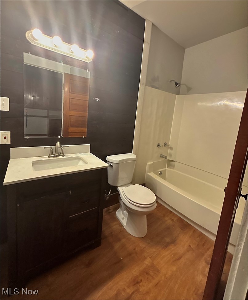 7523 Osage Avenue Cleveland OH 44105
