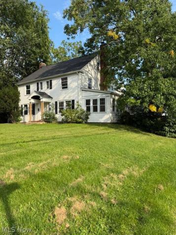 72 Harriman Avenue Bedford OH 44146