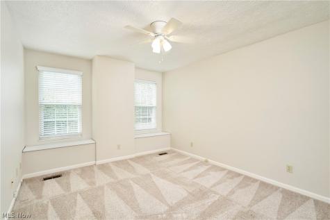 7149 W Cross Creek Trail Brecksville OH 44141