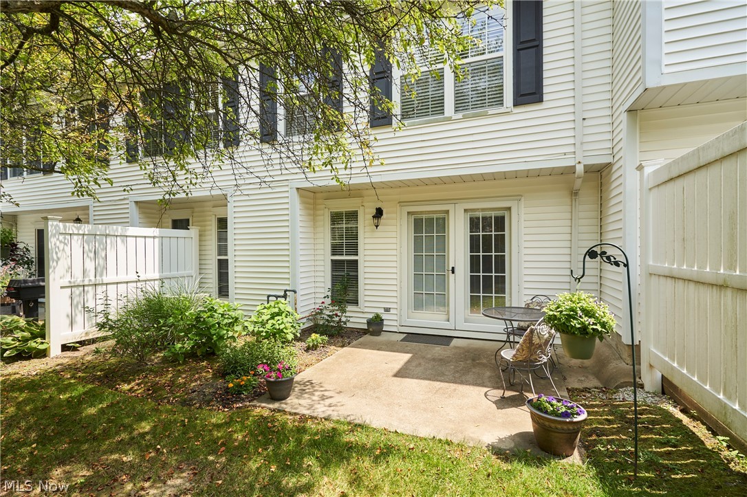 7149 W Cross Creek Trail Brecksville OH 44141