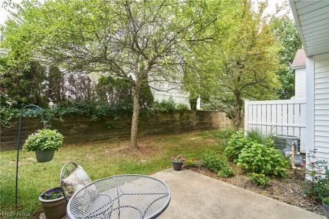 7149 W Cross Creek Trail Brecksville OH 44141