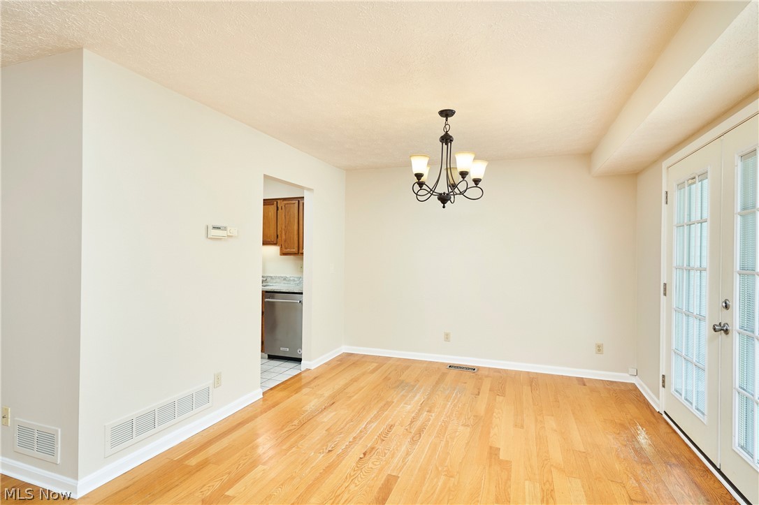 7149 W Cross Creek Trail Brecksville OH 44141