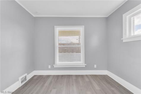 10613 Sandusky Avenue Cleveland OH 44105