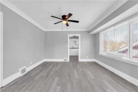 10613 Sandusky Avenue Cleveland OH 44105