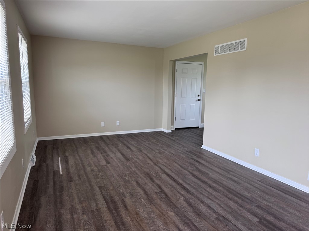 9112 Skypark Wadsworth OH 44281