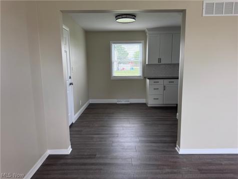 9112 Skypark Wadsworth OH 44281