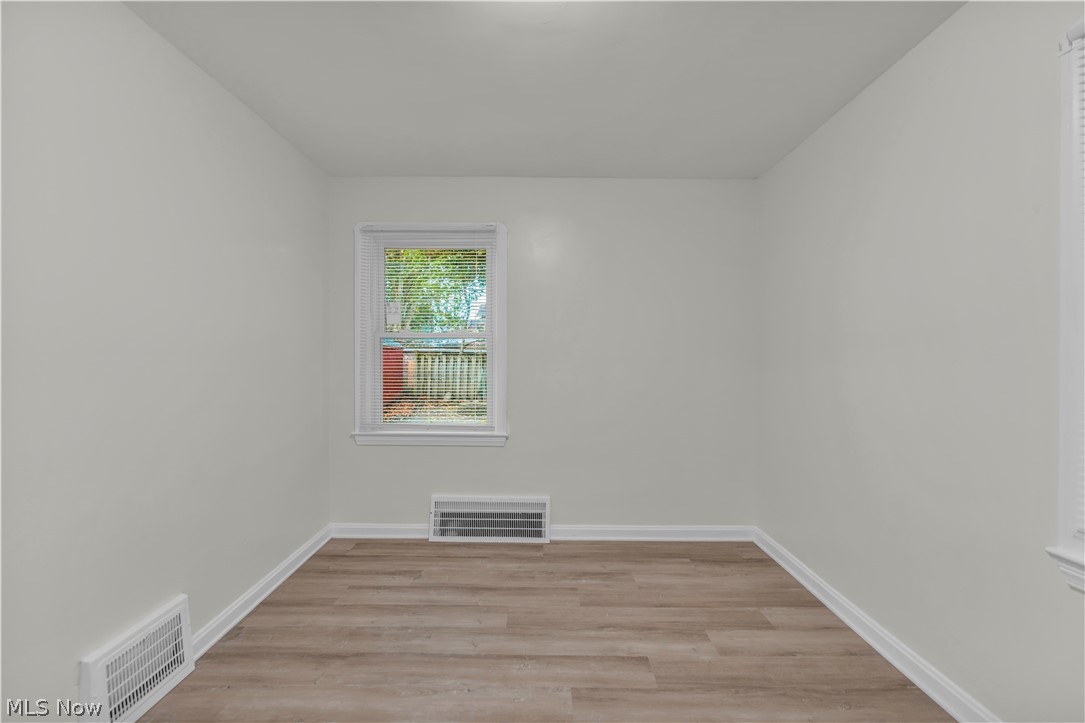 3674 W 103rd Street Cleveland OH 44111